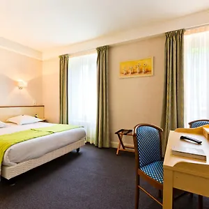 Logis De La Paix Hotel